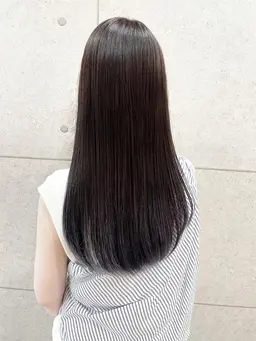 【癖を伸ばして艶髪に】髪質改善ストレート＋クイックトリートメント【縮毛矯正】【土曜のみ不可】