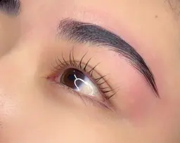 ［モニター様募集］ハリウッドブロウリフト