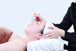 【いちご鼻洗浄】ピーリング×ハイドラ毛穴洗浄