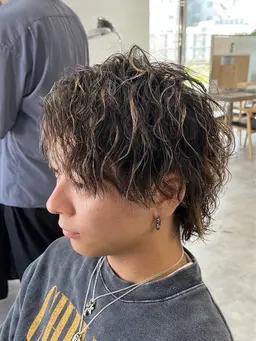 【2.3回目の方はこちら💫】🔴この時期特におすすめ🔴✨骨格矯正カット＋パーマ＋メンズハイライト✨