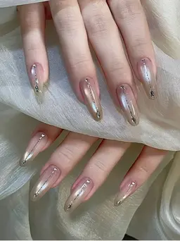 マグネット🧲＋ラメネイル💅
