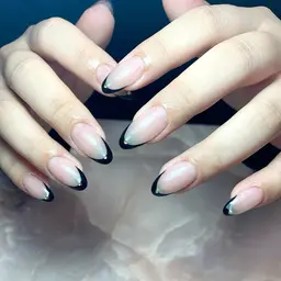 パラジェル フレンチ/カラーグラデーション(ベースカラー無し) (オフケア込み) ¥6000→¥3500‼️