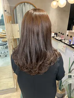 ⚠️３／22限定⚠️バッサリレイヤーカット（チェックモデル）トリートメント付き