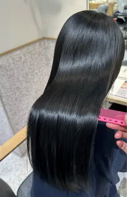 ミニモ学割U24【就活生にも🙆♀️】 🖤ツヤツヤ暗髪カラー🖤