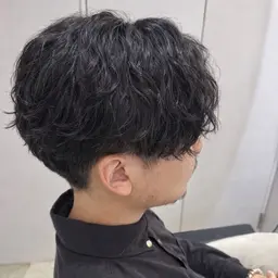 メンズツイスパor波巻きパーマ🌀カット無料✨️朝9時のみ🆖