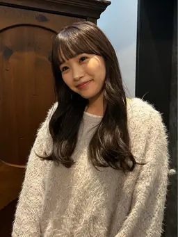 ロングカット(レイヤースタイル/ロングフェミニン)