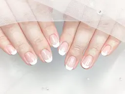 《オフなし》フレンチネイル【90分】☆※口コミ必須