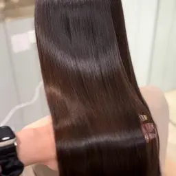 【本気の髪質改善☘️】美髪縮毛矯正＋クイックトリートメント