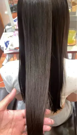 平日限定19時くらいから無料。条件はカウンセリング動画等でSNSに掲載可の方のみ【白髪ぼかしorパーマ】