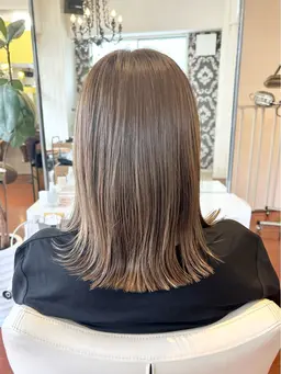 𓈒𓏸٭🍀カット（ミディアム、ロングスタイルのみ）