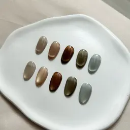 【モデル様募集✨】マグネット（オフ無料）技術向上のためJr.ネイリストが担当💅🏻フレンチマグ、水光マグ可能です❣️