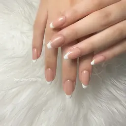 ［オフ無料］グラデーションorフレンチ ¥5,000