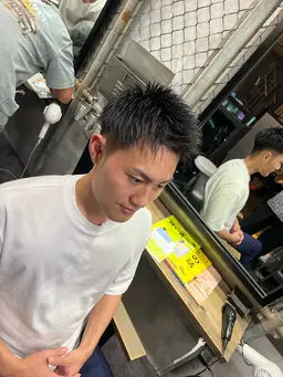 【今月限定メニュー】✨男の身だしなみコース✨「カット+ヘッドスパor眉カット+セット」