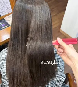 乾燥で広がる髪に☆縮毛矯正【ロング料金あり】予約リクエストにて受付中⚠️12月×