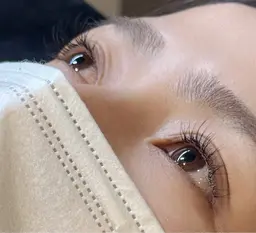 【施術歴５年↑のスタッフが担当⭐︎】マツエク30分付け放題（オフ無し、最低保証60本）