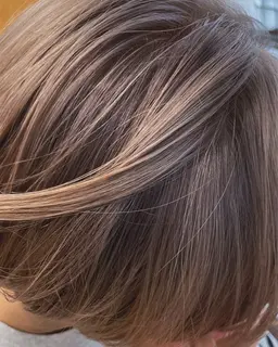 🌱ブリーチ込みダブルカラー🌱⚠️遅めのお時間で予約リクエストのみのご案内となっております