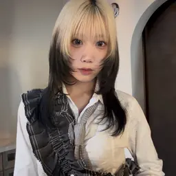 【1/31 20：00​〜​限定！】ワンカールで決まる扱いやすいレイヤーカット🩵໒꒱ うるつやトリートメント付き✧︎*。