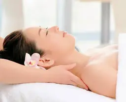 フェイシャル&デコルテ《ローションパック付》