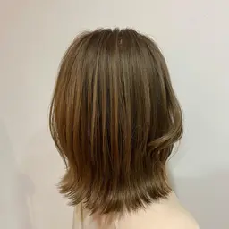 艶カラー＋美髪ケアトリートメント