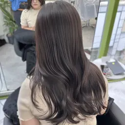 🖤黒染めじゃない🖤ダメージレス透明感のある"暗髪"艶カラー¥5,500