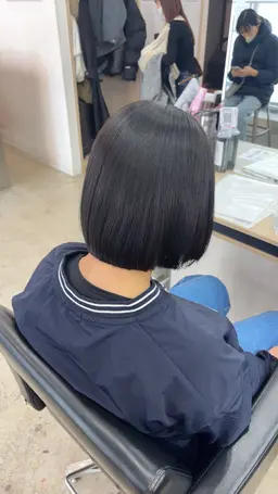 【気になるを解消】ポイントケア縮毛矯正＋トリートメント✨ ※土日祝+¥1,100、(前髪カット+¥1,100)