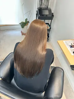 🎀モデル🎀カット＋ブリーチ無しWカラー＋3ステップトリートメント🪽