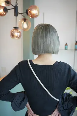 ✨ブリーチしたい仕上がりがボブ、ショート限定✨ブリーチ込みダブルカラーが無料‼️(髪型、お色など相談可。リタッチも可)