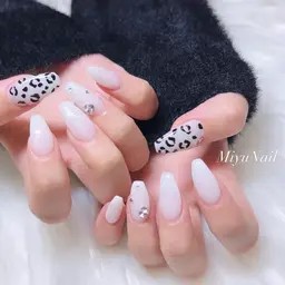 【オフ有り】ジェル6本アート🍓ˎˊ˗