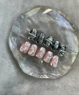 ご新規様❣️今月限定の定額2デザイン💅オフあり・オフなし¥8800🌸ご新規様他店オフ無料✨お色変更可能🙆‍♀️