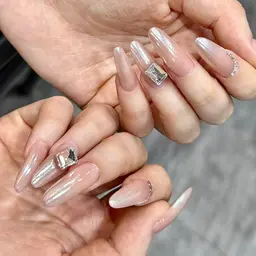 🪞💫10本長さだし+ミラーネイルorミラーグラテーション・パーツ2個付き「ジェルオフ無料」