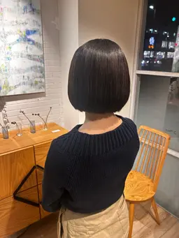 ショートボブ