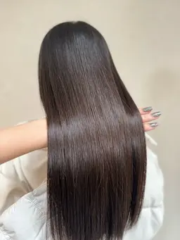 《 艶髪オススメ✨ 》期間限定特別価格!! カット+LCLストレート+トリートメント 🌼