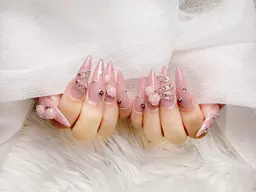 長さ出し✚ジェルやり放題、アートし放題、パーツ追加料金なし