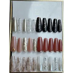 【ハンド・ジェルネイル】🤍定額デザイン🤍ソフトジェルオフ無料（フィルイン込み）