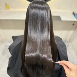 《ツヤ髪🌟》似合わせカット+髪質改善トリートメント🎶