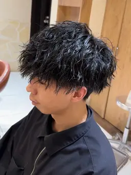 メンズカット➕炭酸ベッドスパ➕似合わせスタイリング【眉カット/アイブロウ/マッシュ/メンズウルフ/スパイキーショート】