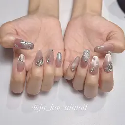 持ち込み𝐃𝐞𝐬𝐢𝐠𝐧💅🏻🫧💎【ソフトジェルオフ無料/指周りケア/トリートメント込み】