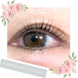 【パリジェンヌラッシュリフト】平日限定¥5500