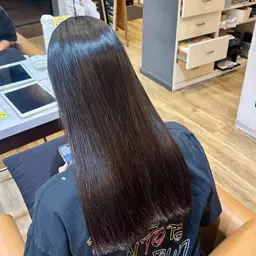 【🫐1名様限定】ノンアルカリでダメージ減✨🕊️地毛風ストレート💗➕毛先カット