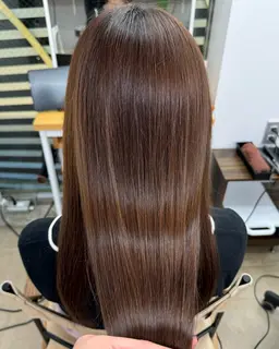 ✨ダメージレス縮毛矯正＋トリートメント✨ダメージを抑えながらサラサラな髪に！！髪質改善！