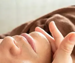 スーパー脱毛（終わりのある脱毛）まゆげ、白髪、男性VIO、ヒゲなどに。