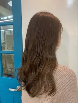 🌹ダブルカラー(ブリーチなし)＋《潤い》うるサラ質感トリートメント