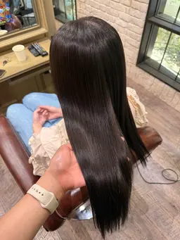 《ミニモ限定》カット + 酸性ストレート + 通常6000円トリートメント🥀🥀　（縮毛矯正も◎）