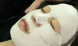 初回☆[女性ホルモン★改善]小顔フェイシャル+全身アロマリンパ(パック付 ）90分