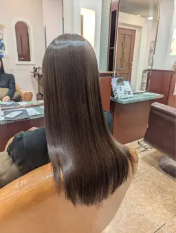 《カット+髪質改善ストレート+ベーシックトリートメント+ケア剤》