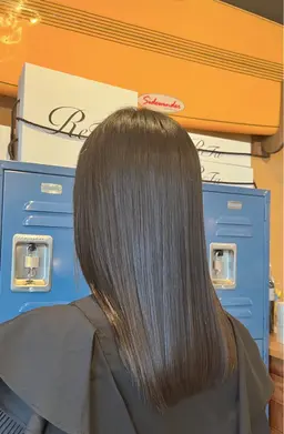 サラツヤ縮毛矯正12000円(カット無し‪✂︎‬)🐈‍⬛🖤