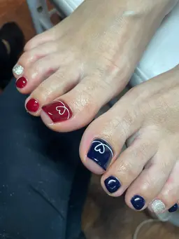 【フット】持ち込みデザイン(アート2本)(ジェルオフ＆ドライケア込)