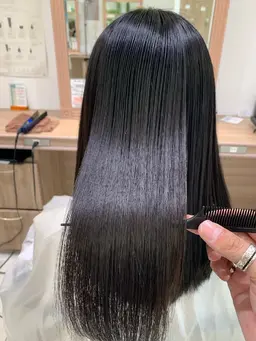 【︎🤍平日レディースminimo限定︎🤍】パサつきのこの時期うる髪に❗レディース縮毛矯正🎀　施術時間･･･120分