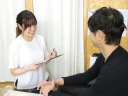 【目の疲れ肩こりに】ドライヘッドスパ（首肩〜デコルテ〜肩甲骨マッサージ付）メンズOK