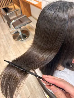 【艶感‼️】カット+縮毛矯正🌈🌈🌈